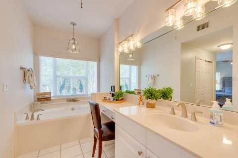 Снять в аренду виллу или дом в Вики Вачи, Флорида 12 комнат, 191.19м2, № 1793594 - фото 16