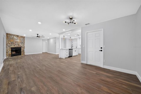 Casa en venta en Orlando, Florida, 4 dormitorios, 170.85 m2 № 2157152 - foto 13