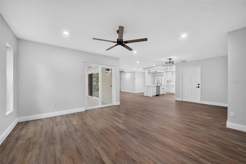Casa en venta en Orlando, Florida, 4 dormitorios, 170.85 m2 № 2157152 - foto 24