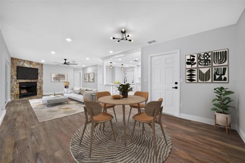 Casa en venta en Orlando, Florida, 4 dormitorios, 170.85 m2 № 2157152 - foto 4