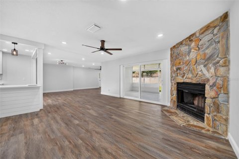 Casa en venta en Orlando, Florida, 4 dormitorios, 170.85 m2 № 2157152 - foto 15