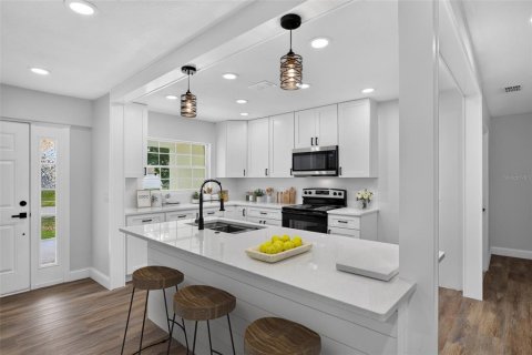 Casa en venta en Orlando, Florida, 4 dormitorios, 170.85 m2 № 2157152 - foto 6