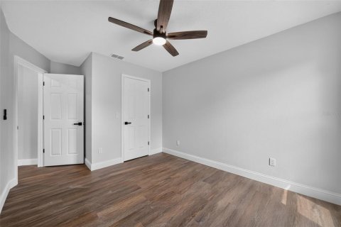 Casa en venta en Orlando, Florida, 4 dormitorios, 170.85 m2 № 2157152 - foto 19