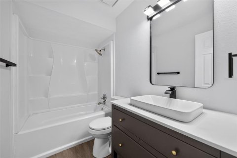 Casa en venta en Orlando, Florida, 4 dormitorios, 170.85 m2 № 2157152 - foto 28