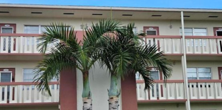 Condo in Boca Raton, Florida, 1 bedroom № 2176697
