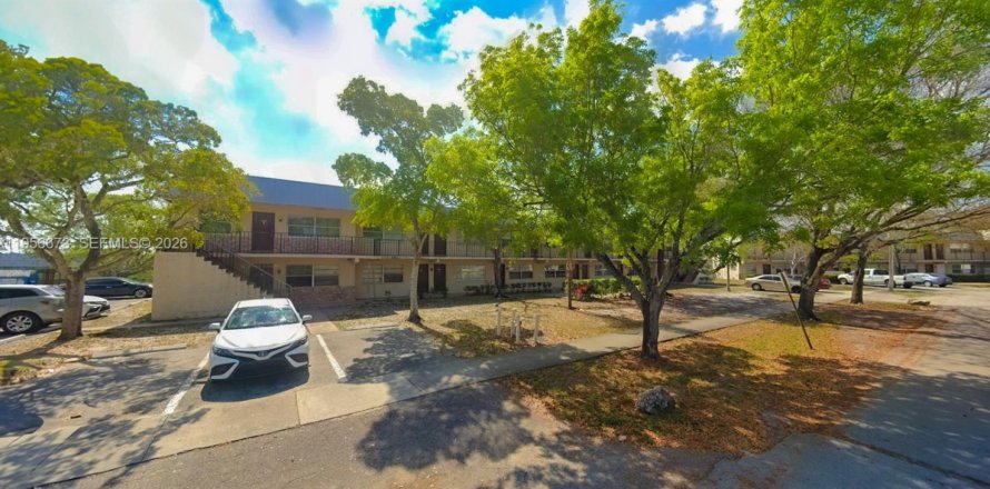 Condominio en Pompano Beach, Florida, 1 dormitorio  № 2010583