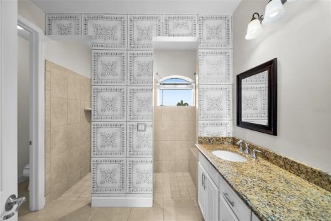 House in Cape Coral, Florida 3 bedrooms, 258.27 sq.m. № 1678108 - photo 11