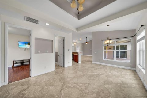 House in Cape Coral, Florida 3 bedrooms, 258.27 sq.m. № 1678108 - photo 20