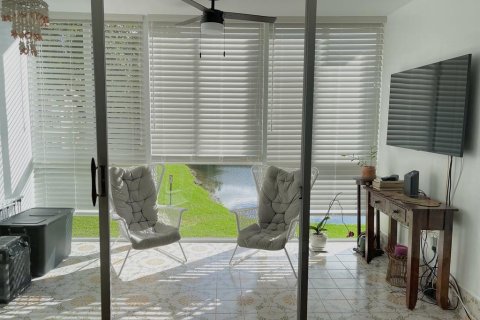 Снять в аренду кондоминиум в Тамарак, Флорида 3 комнаты, 81.75м2, № 2268986 - фото 16