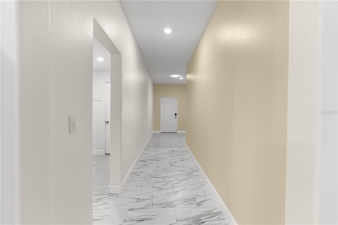 Villa ou maison à vendre à Ocala, Floride: 4 chambres, 241.36 m2 № 2344596 - photo 18