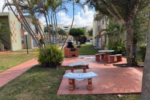 Copropriété à vendre à Miami, Floride: 2 chambres, 88.07 m2 № 2036002 - photo 3