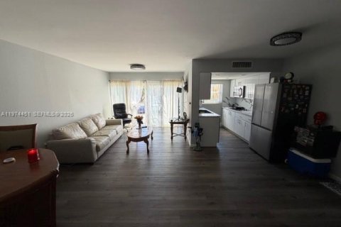 Copropriété à vendre à Miami, Floride: 2 chambres, 88.07 m2 № 2036002 - photo 6