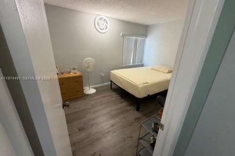 Copropriété à vendre à Miami, Floride: 2 chambres, 88.07 m2 № 2036002 - photo 13