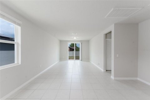 Casa en venta en Haines City, Florida, 3 dormitorios, 161.09 m2 № 1688227 - foto 15
