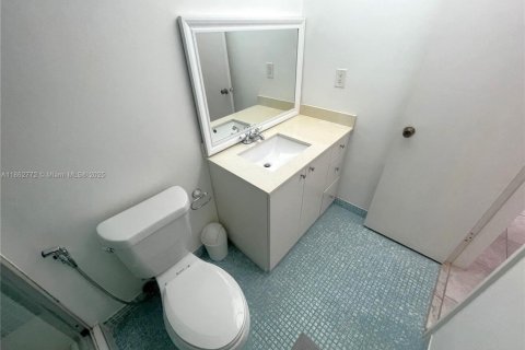 Copropriété à vendre à North Miami, Floride: 1 chambre, 69.68 m2 № 1891082 - photo 16