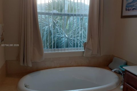 Adosado en venta en Cooper City, Florida, 4 dormitorios, 165.18 m2 № 2036622 - foto 14