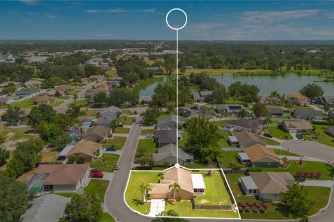 Casa en venta en Lakeland, Florida, 4 dormitorios, 166.39 m2 № 2225971 - foto 10
