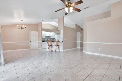 Casa en venta en Lakeland, Florida, 4 dormitorios, 166.39 m2 № 2225971 - foto 15