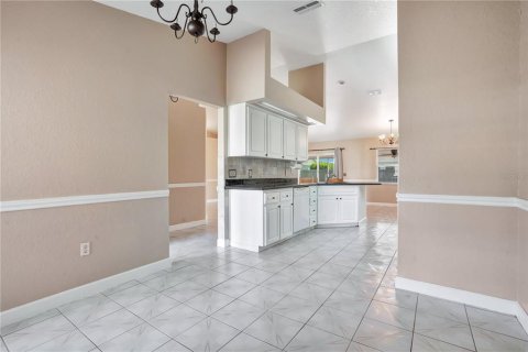 Casa en venta en Lakeland, Florida, 4 dormitorios, 166.39 m2 № 2225971 - foto 17