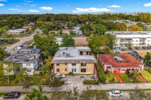 Appartement à louer à North Miami Beach, Floride: 1 chambre, 654.12 m2 № 1999956 - photo 7