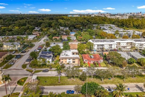 Appartement à louer à North Miami Beach, Floride: 1 chambre, 654.12 m2 № 1999956 - photo 6