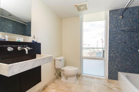 Condominio en venta en Sunny Isles Beach, Florida, 2 dormitorios, 148.83 m2 № 1938571 - foto 27