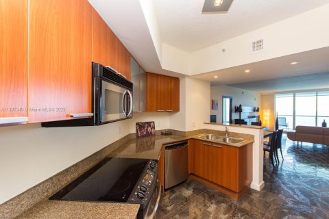 Copropriété à vendre à Sunny Isles Beach, Floride: 2 chambres, 148.83 m2 № 1938571 - photo 14