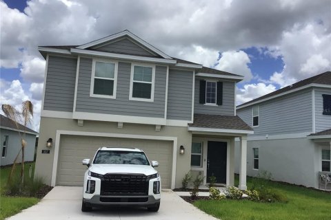 Villa ou maison à louer à Lake Wales, Floride: 4 chambres, 174.56 m2 № 2150823 - photo 2