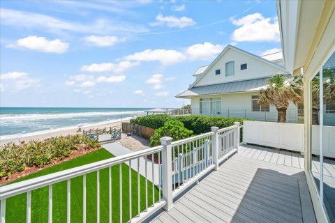 House in Melbourne Beach, Florida 5 bedrooms, 208.66 sq.m. № 1657338 - photo 11