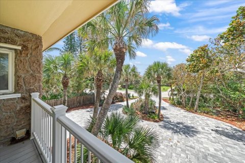 House in Melbourne Beach, Florida 5 bedrooms, 208.66 sq.m. № 1657338 - photo 26