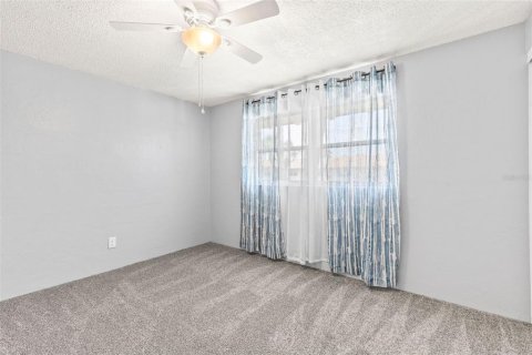 Townhouse in South Daytona, Florida 2 bedrooms, 89.19 sq.m. № 1658264 - photo 20