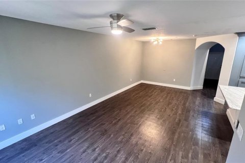 Adosado en alquiler en Orlando, Florida, 2 dormitorios, 118.26 m2 № 1829970 - foto 9