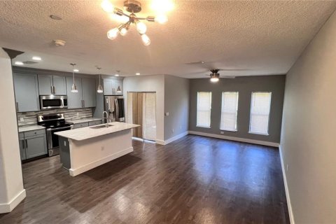 Adosado en alquiler en Orlando, Florida, 2 dormitorios, 118.26 m2 № 1829970 - foto 8