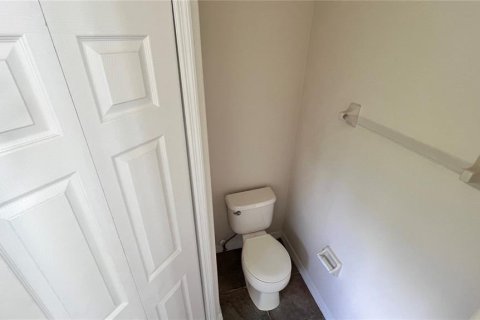 Adosado en alquiler en Orlando, Florida, 2 dormitorios, 118.26 m2 № 1829970 - foto 5