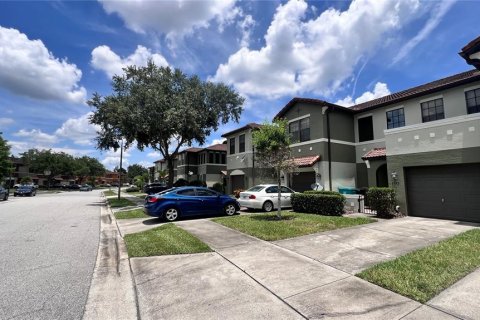 Adosado en alquiler en Orlando, Florida, 2 dormitorios, 118.26 m2 № 1829970 - foto 3