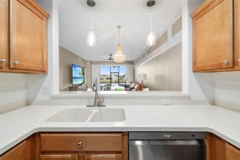 Condo in Bradenton, Florida, 2 bedrooms  № 1532420 - photo 13