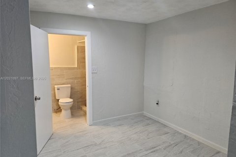 Villa ou maison à vendre à Florida City, Floride: 2 chambres, 120.31 m2 № 2256876 - photo 8