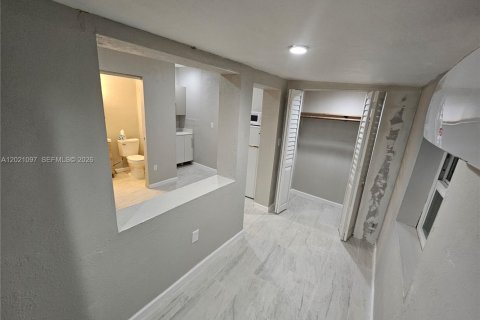 Villa ou maison à vendre à Florida City, Floride: 2 chambres, 120.31 m2 № 2256876 - photo 6