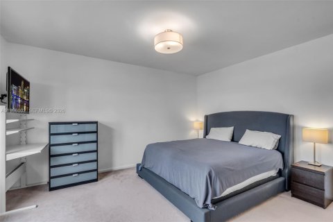 Condominio en venta en Fort Lauderdale, Florida, 2 dormitorios, 128.11 m2 № 2058759 - foto 14