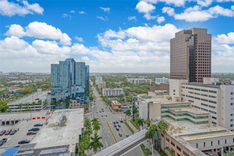 Condominio en venta en Fort Lauderdale, Florida, 2 dormitorios, 128.11 m2 № 2058759 - foto 24