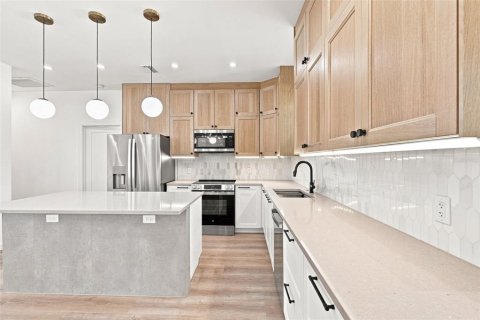Casa en venta en North Port, Florida, 3 dormitorios, 154.4 m2 № 2351890 - foto 7