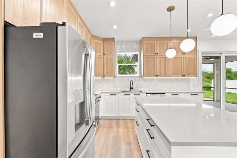 Casa en venta en North Port, Florida, 3 dormitorios, 154.4 m2 № 2351890 - foto 8
