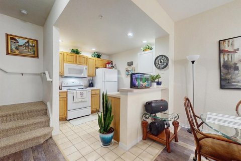 Adosado en venta en Kissimmee, Florida, 3 dormitorios, 120.4 m2 № 2217471 - foto 5