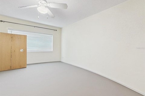 Adosado en venta en Kissimmee, Florida, 3 dormitorios, 120.4 m2 № 2217471 - foto 11