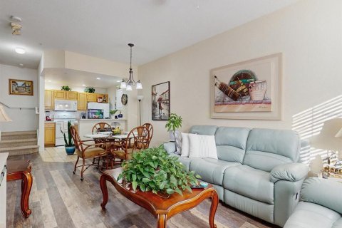 Adosado en venta en Kissimmee, Florida, 3 dormitorios, 120.4 m2 № 2217471 - foto 3