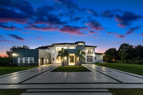 House in Southwest Ranches, Florida 7 bedrooms, 809.92 sq.m. № 1830499 - photo 6