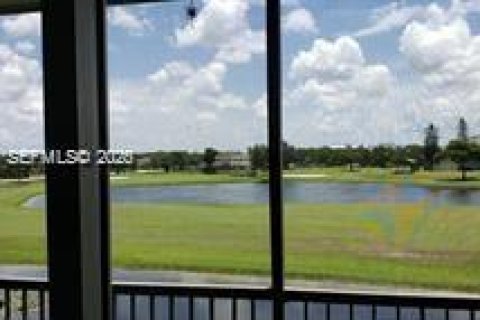Condominio en alquiler en Davie, Florida, 1 dormitorio, 83.61 m2 № 1993574 - foto 10