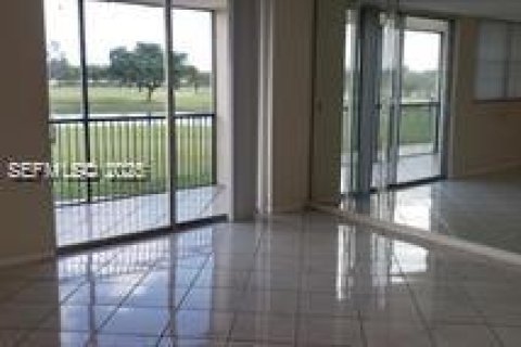 Condominio en alquiler en Davie, Florida, 1 dormitorio, 83.61 m2 № 1993574 - foto 7