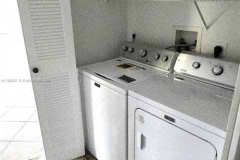 Copropriété à vendre à West Palm Beach, Floride: 2 chambres, 95.32 m2 № 1946963 - photo 28