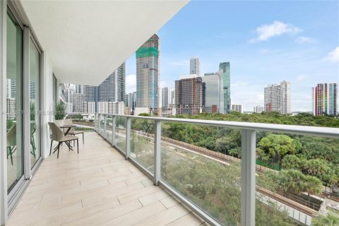 Condo in Miami, Florida, 2 bedrooms  № 2009817 - photo 10